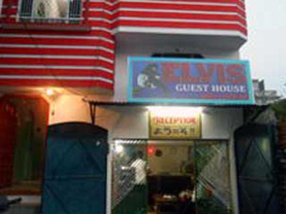 Elvis Guest House Варанаси Екстериор снимка
