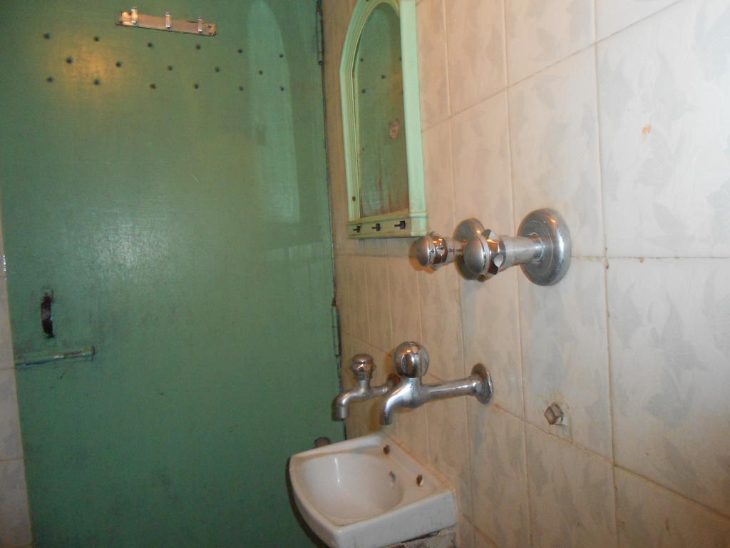 Elvis Guest House Варанаси Екстериор снимка
