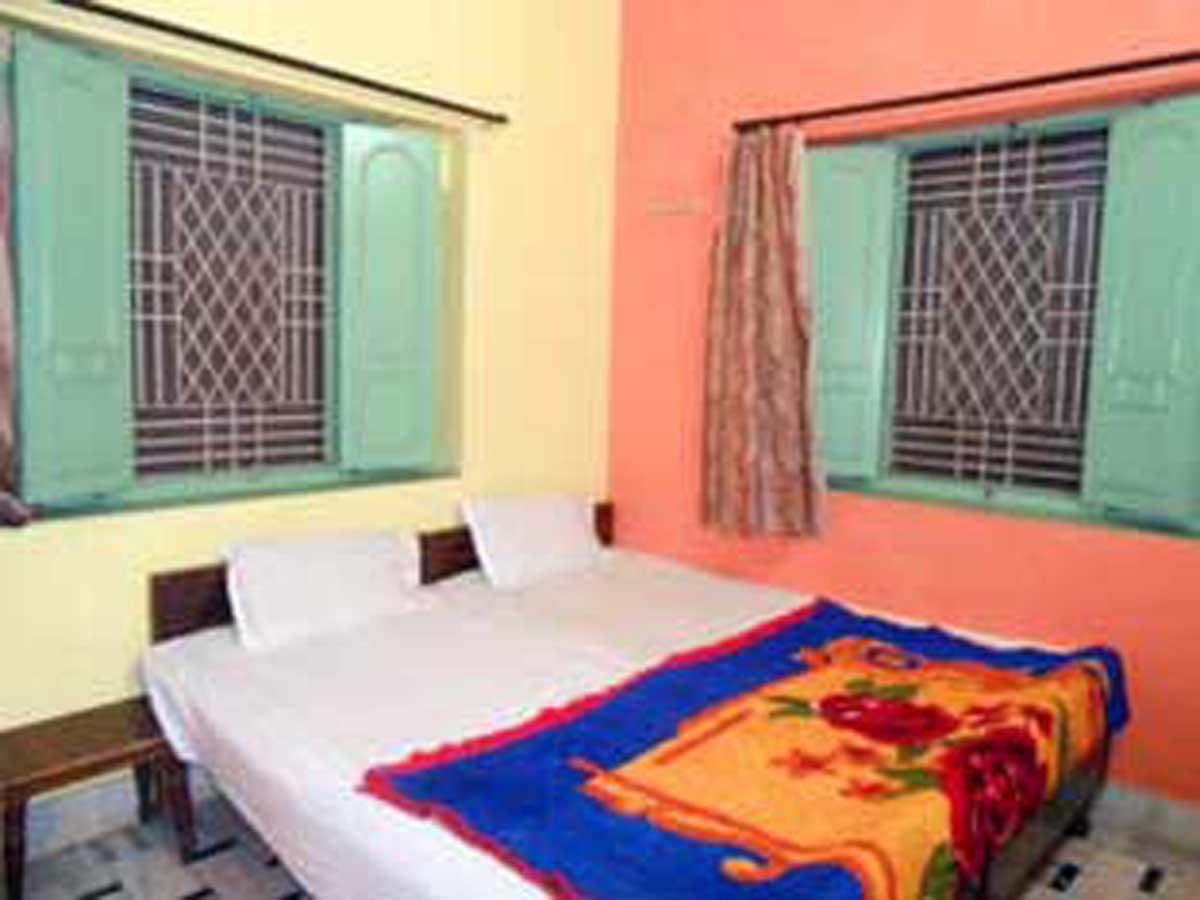 Elvis Guest House Варанаси Екстериор снимка